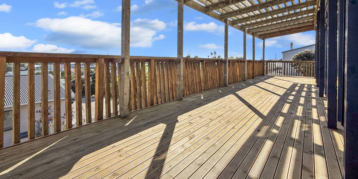 6 Arataki Grove, Waitarere Beach,  5510 New Zealand