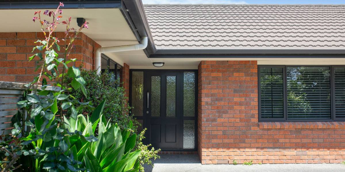 6 Nimmo Ave W, Waikanae, Wellington Region 5036 New Zealand