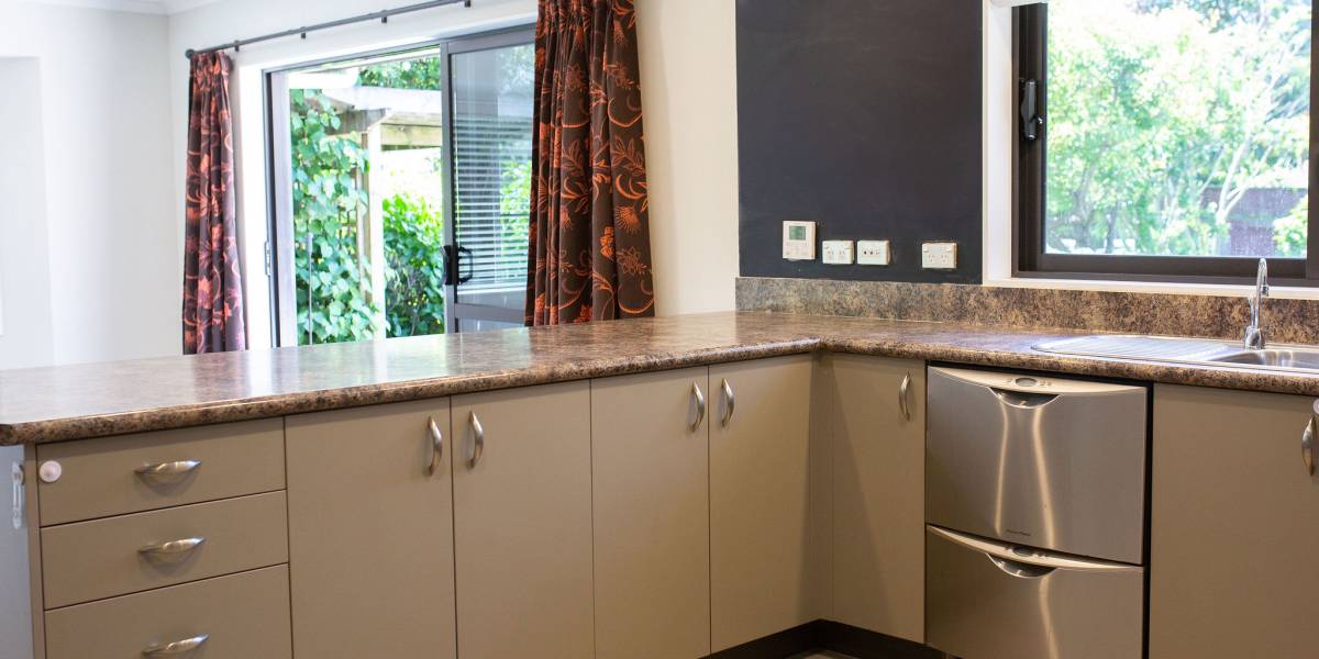 6 Nimmo Ave W, Waikanae, Wellington Region 5036 New Zealand