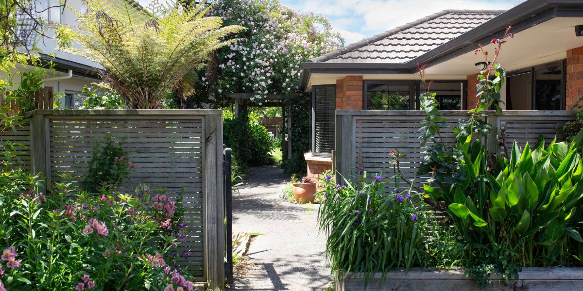 6 Nimmo Ave W, Waikanae, Wellington Region 5036 New Zealand