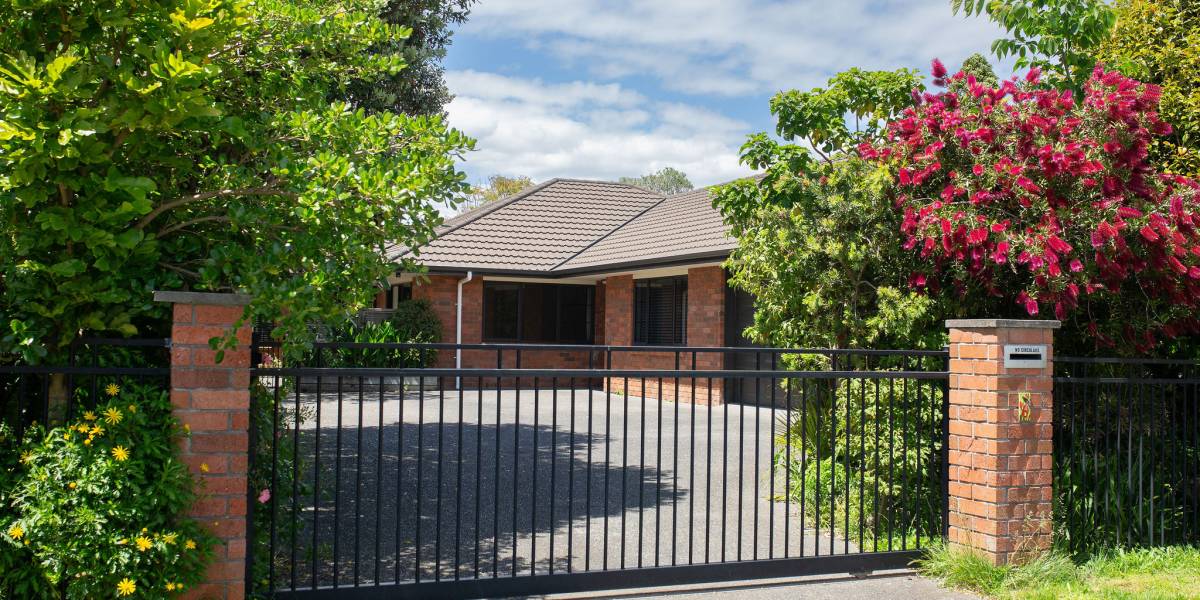 6 Nimmo Ave W, Waikanae, Wellington Region 5036 New Zealand