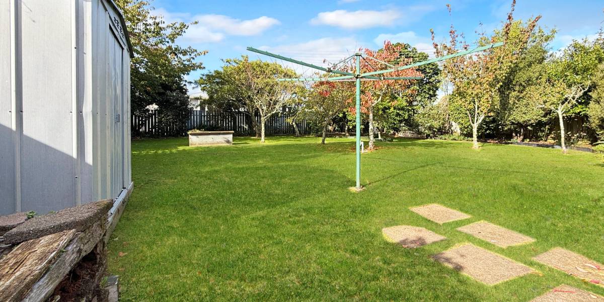 44 Queenwood Rd, Levin, Manawatū-Whanganui Region 5510 New Zealand