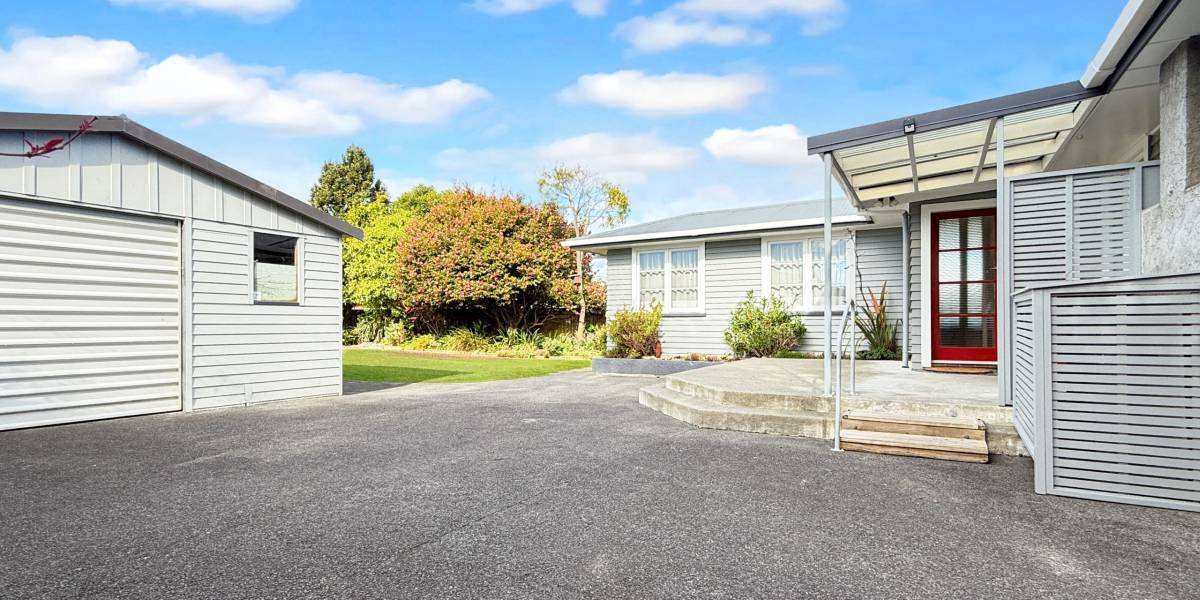 44 Queenwood Rd, Levin, Manawatū-Whanganui Region 5510 New Zealand