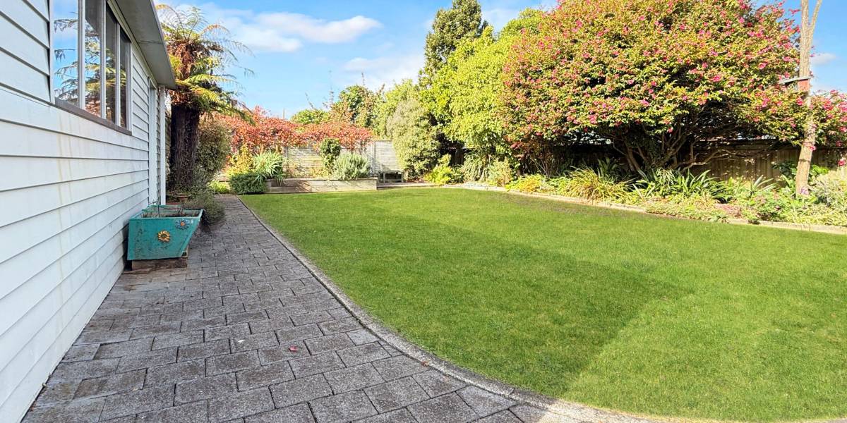 44 Queenwood Rd, Levin, Manawatū-Whanganui Region 5510 New Zealand