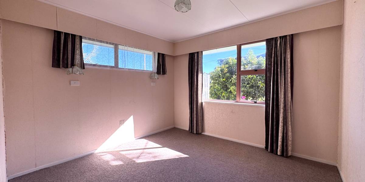 150 Spur Rd W, Colyton, Manawatū-Whanganui Region 4775 New Zealand