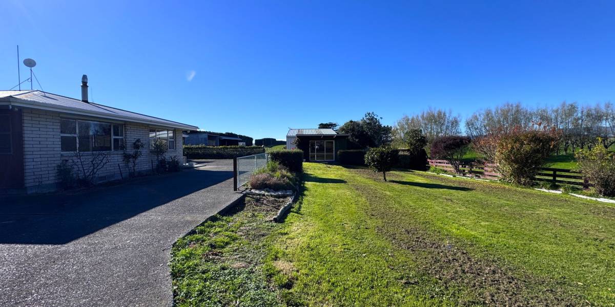 150 Spur Rd W, Colyton, Manawatū-Whanganui Region 4775 New Zealand