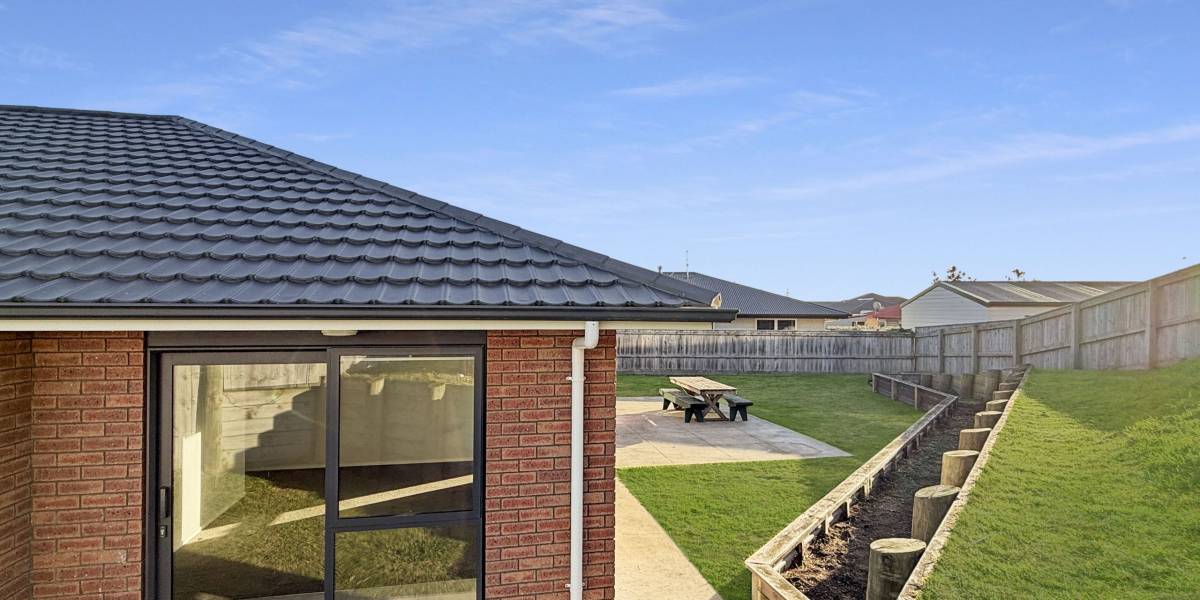10 Malthus Pl, Foxton Beach, Manawatū-Whanganui Region 4815 New Zealand