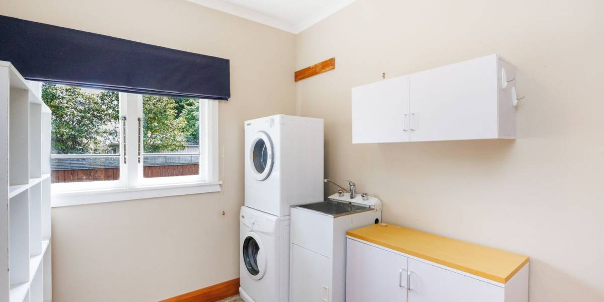 12 Poole St, Feilding, Manawatū-Whanganui Region 4702 New Zealand