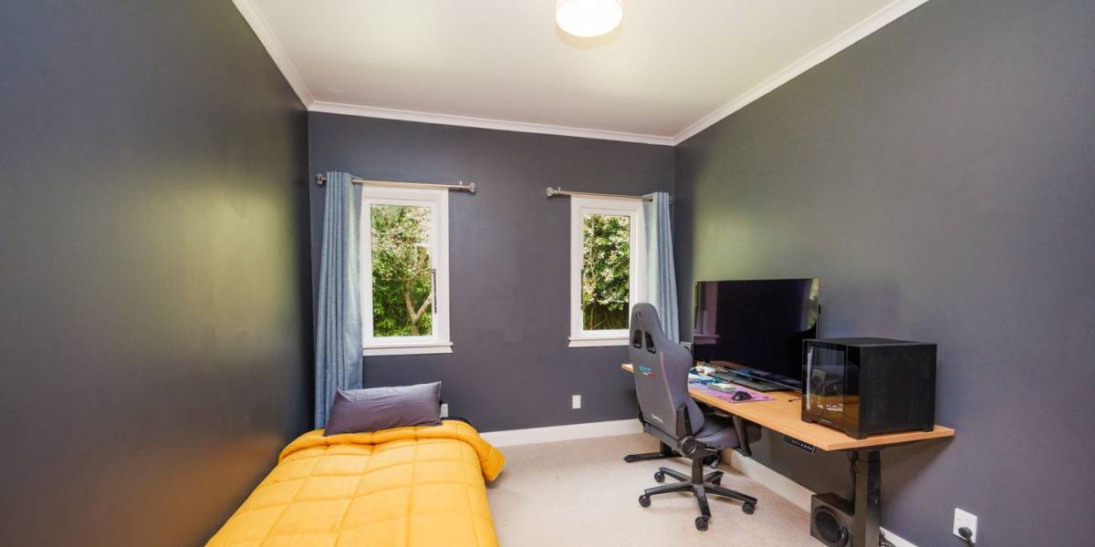 12 Poole St, Feilding, Manawatū-Whanganui Region 4702 New Zealand