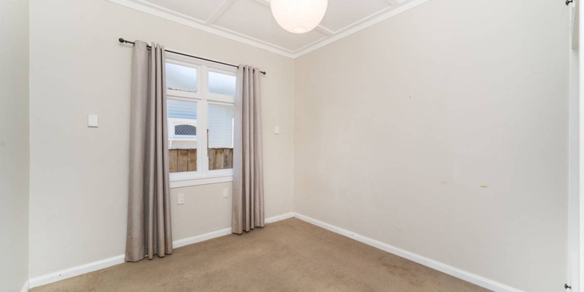 37 Miro St, Takaro, Manawatu-Wanganui 4410 New Zealand