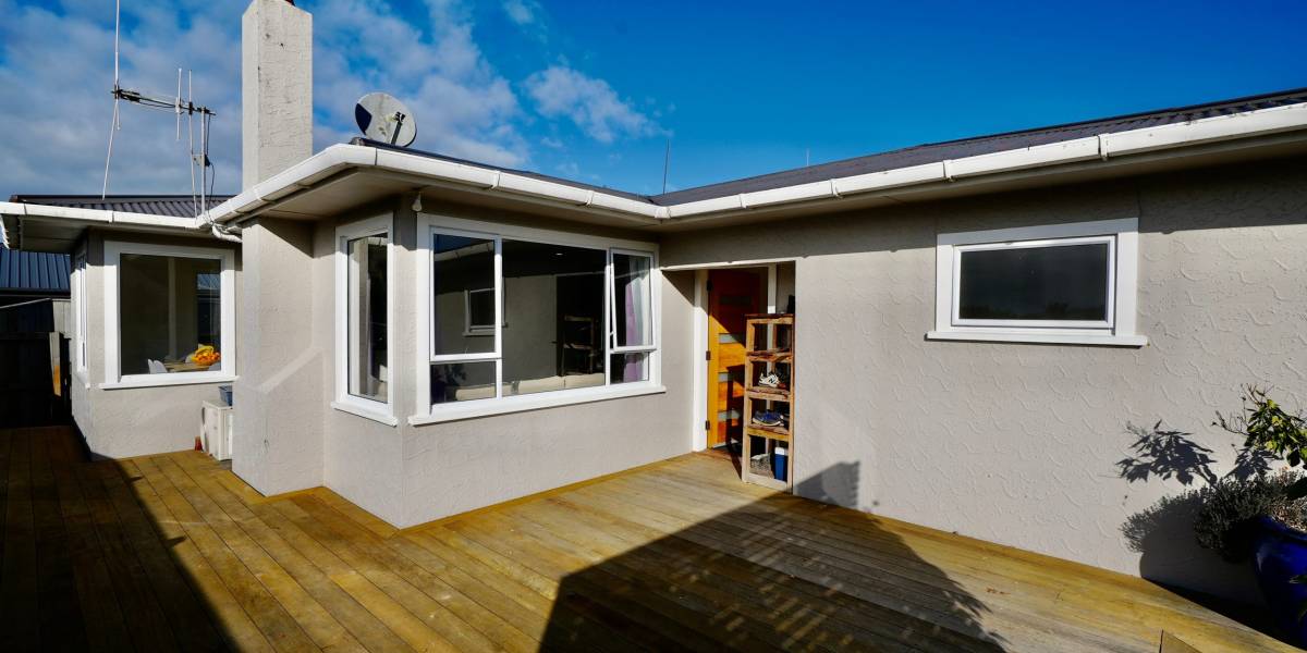 40 Park Rd, West End, Manawatu-Wanganui 4412 New Zealand