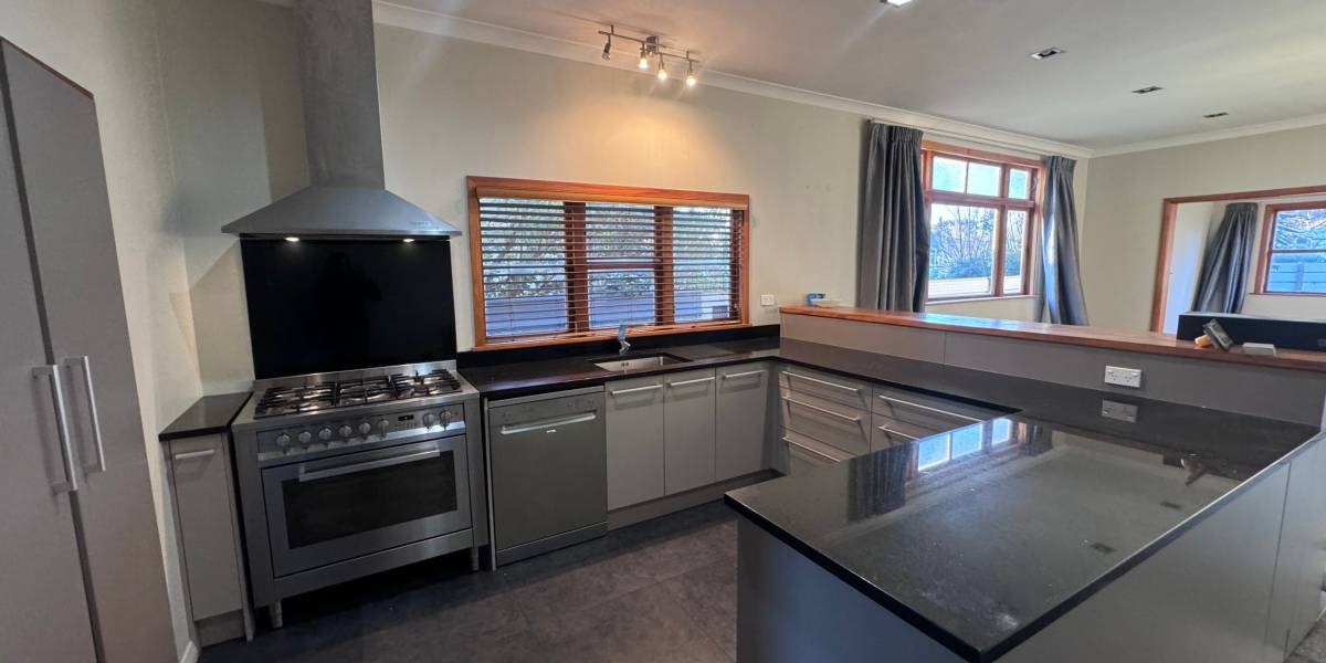 205 South St, Feilding, Manawatū-Whanganui 4702 New Zealand