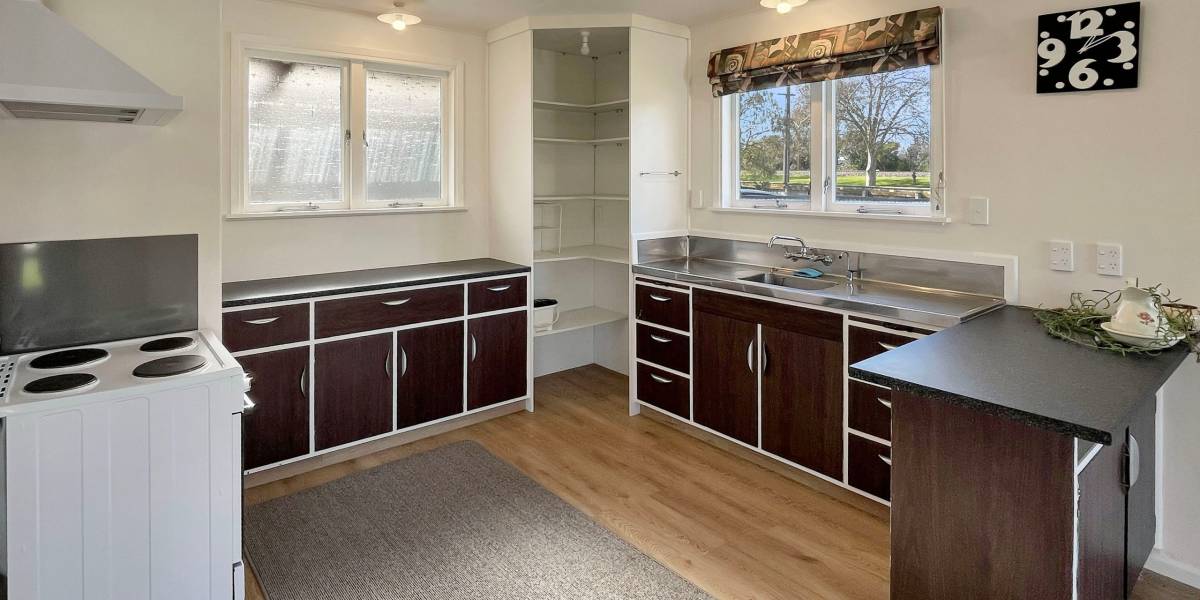 76 Lethbridge St, Feilding, Manawatū-Whanganui Region 4702 New Zealand
