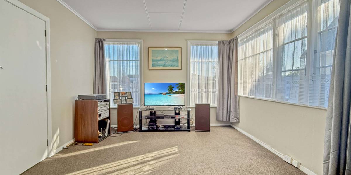 726 Tremaine Ave, Palmerston, Manawatū-Whanganui Region 4414 New Zealand