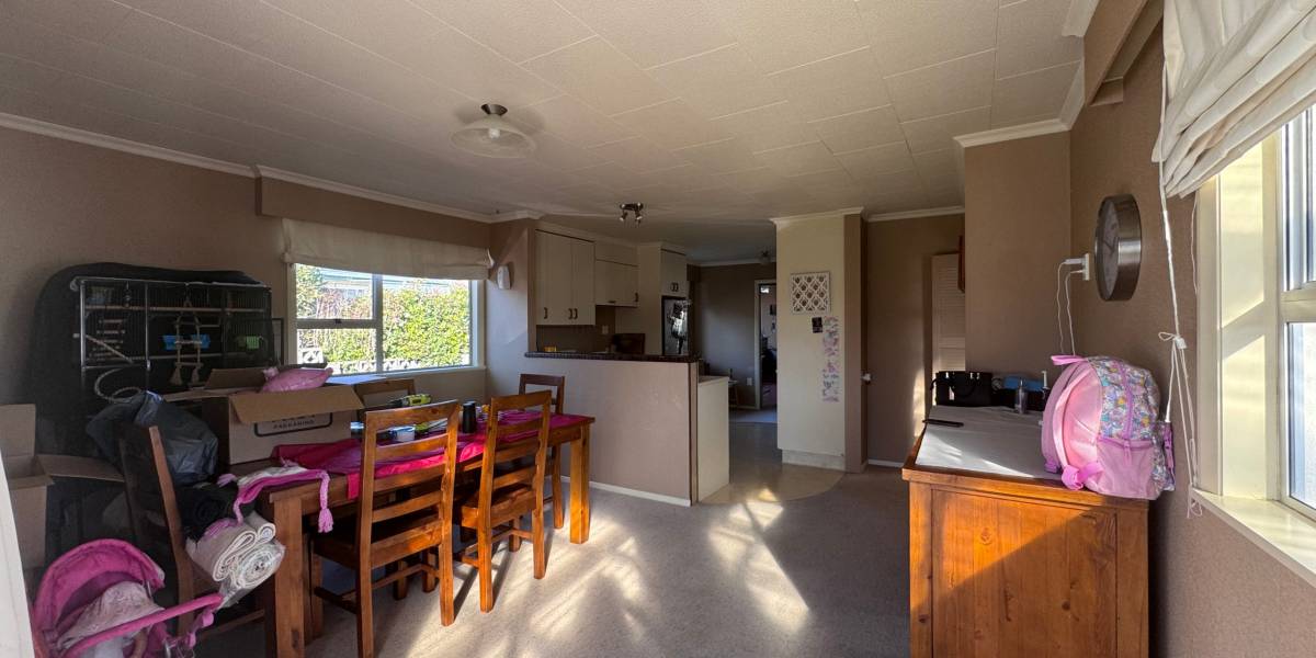 16 Fairview Ave, Feilding, Manawatū-Whanganui 4702 New Zealand