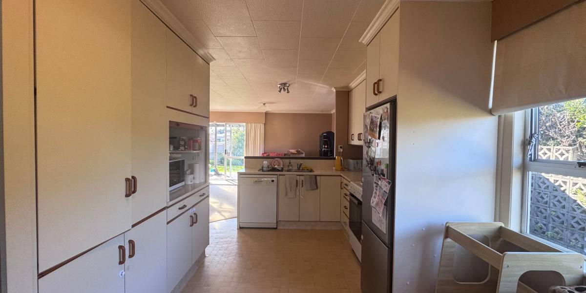16 Fairview Ave, Feilding, Manawatū-Whanganui 4702 New Zealand