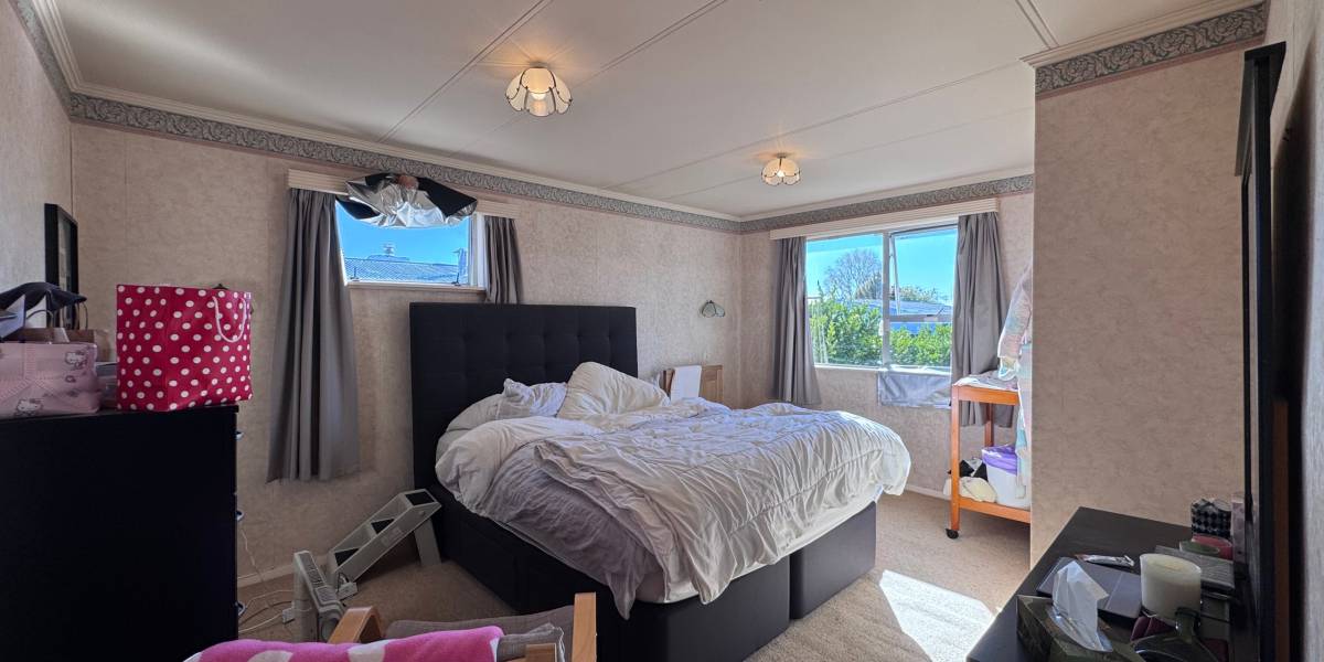16 Fairview Ave, Feilding, Manawatū-Whanganui 4702 New Zealand