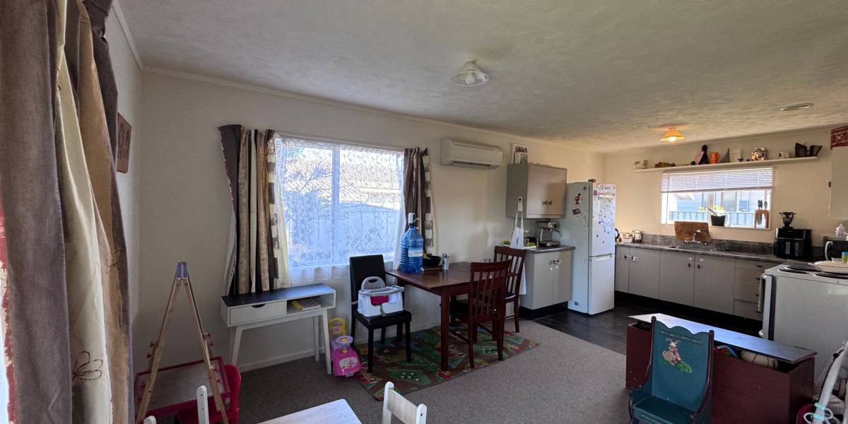 8 Prince St, Feilding, Manawatū-Whanganui 4702 New Zealand