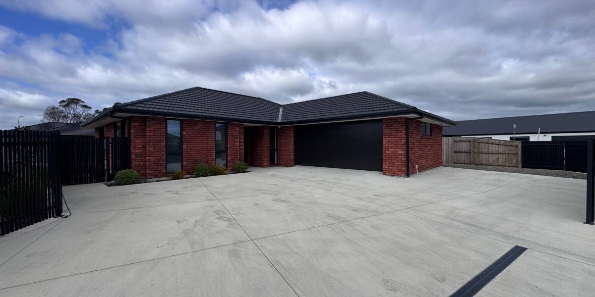 16B Turoa St, Feilding,  4702 New Zealand