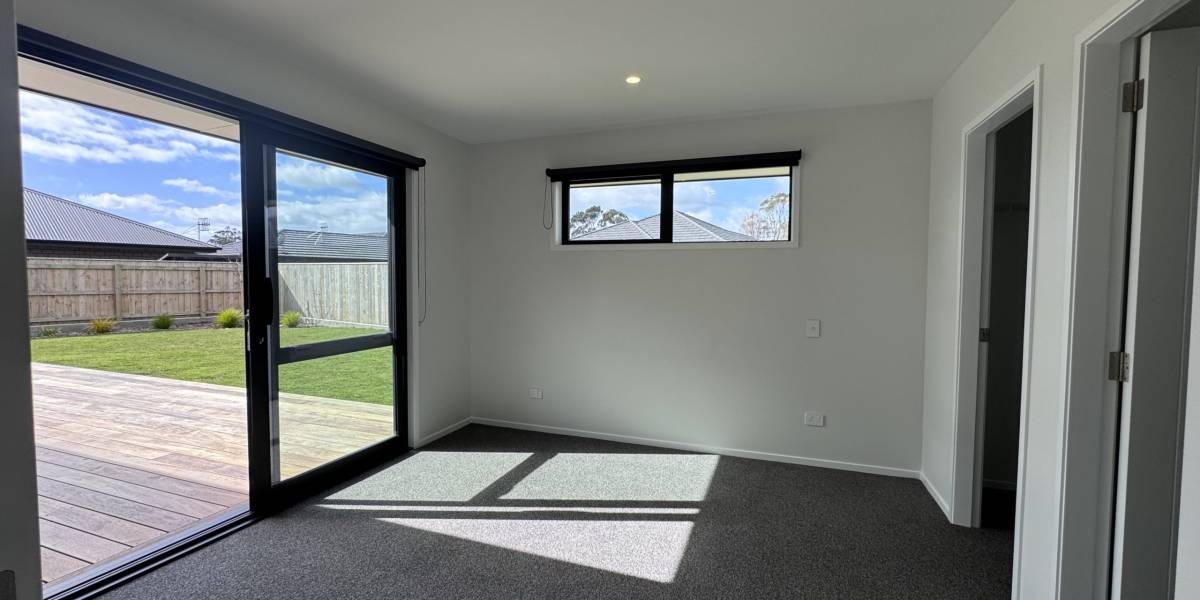 16B Turoa St, Feilding,  4702 New Zealand