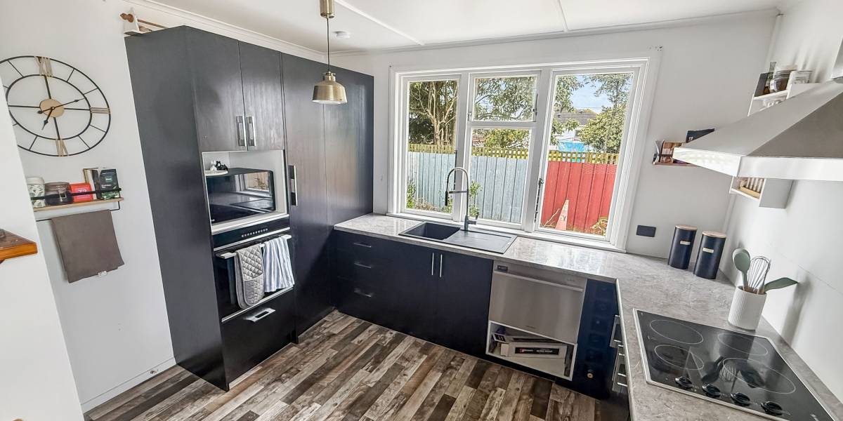 26 Collins Crescent, Feilding, Manawatū-Whanganui Region 4702 New Zealand
