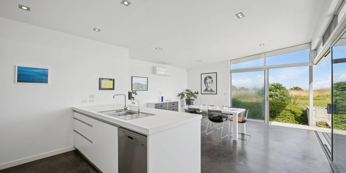 14 Beachview Grove, Peka Peka, Wellington Region 5391 New Zealand