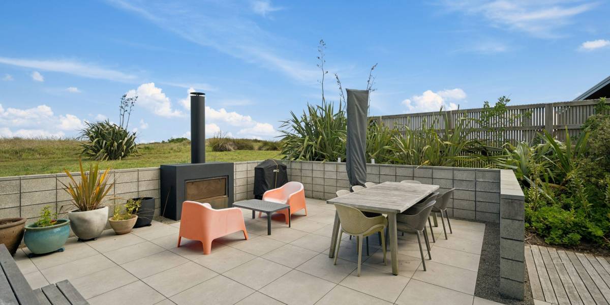 14 Beachview Grove, Peka Peka, Wellington Region 5391 New Zealand