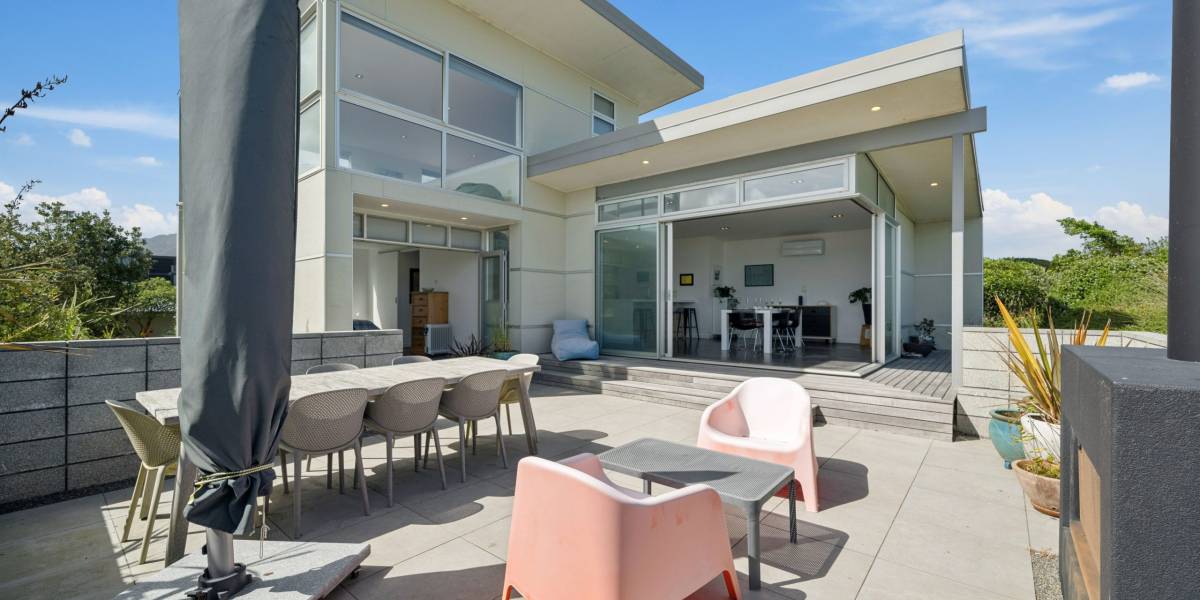 14 Beachview Grove, Peka Peka, Wellington Region 5391 New Zealand