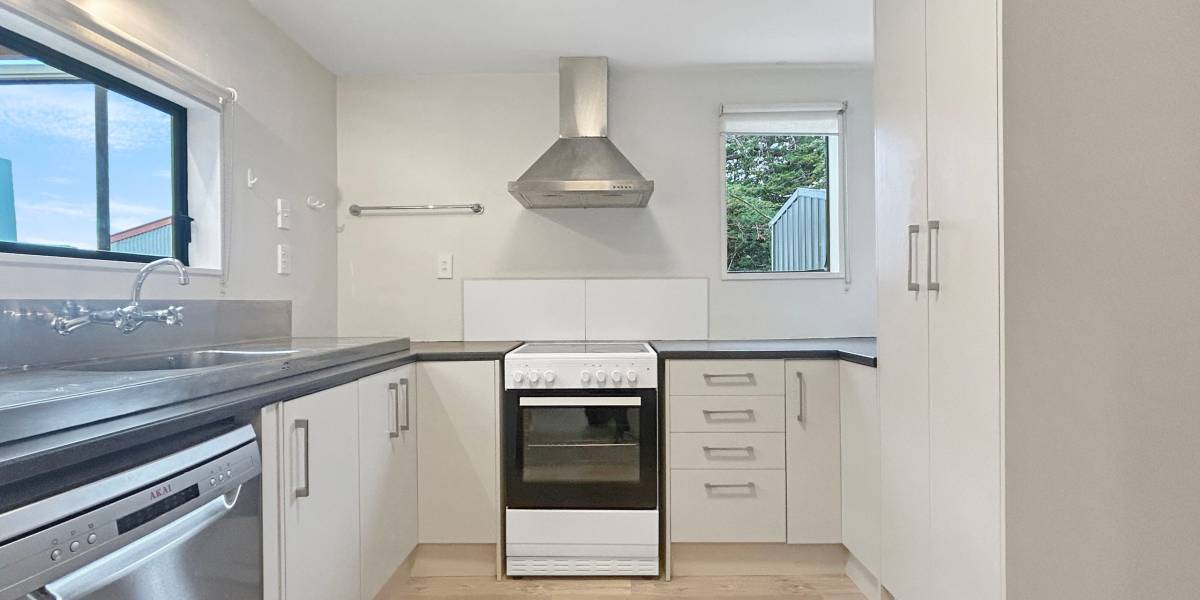 9A Vera Ln, Paraparaumu, Wellington Region 5032 New Zealand