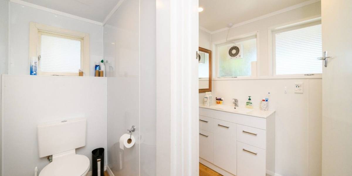 48A Sheffield St, Awapuni, Manawatu-Wanganui 4412 New Zealand