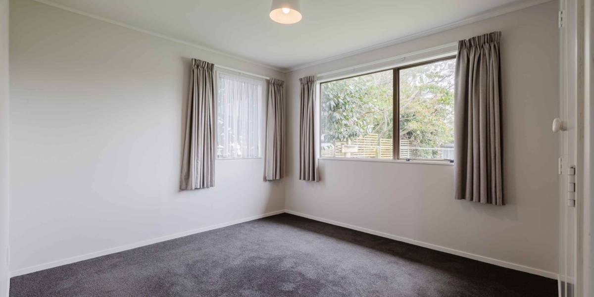12 Escort Grove, Awapuni, Manawatu / Whanganui 4412 New Zealand